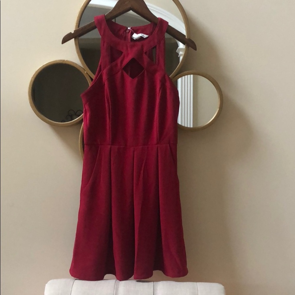 💃🏼Little Red Dress